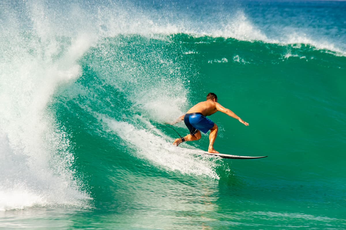 Fundo para o Danilo continuar procurando ondas desnecessariamente grandes